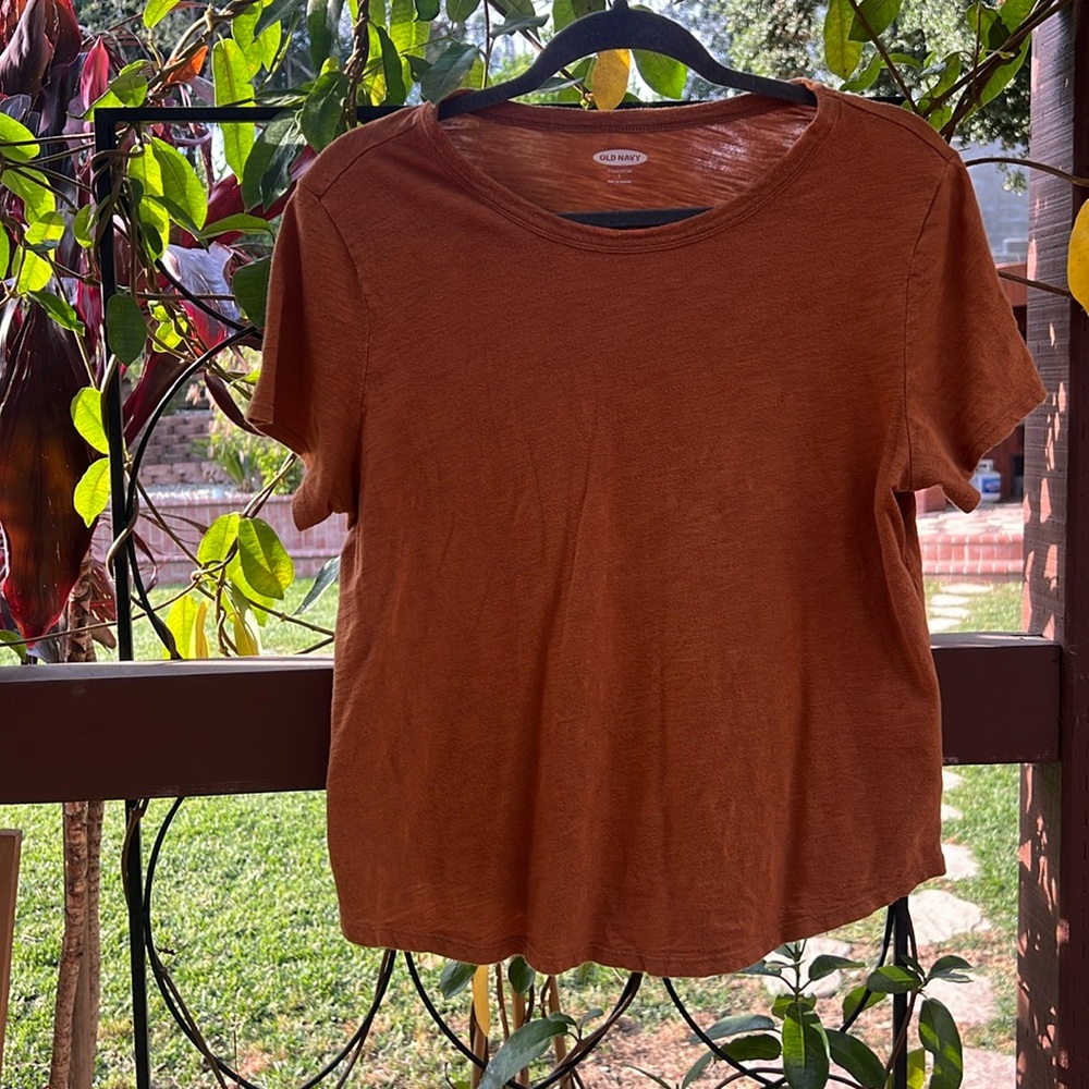 Old navy every wear tee